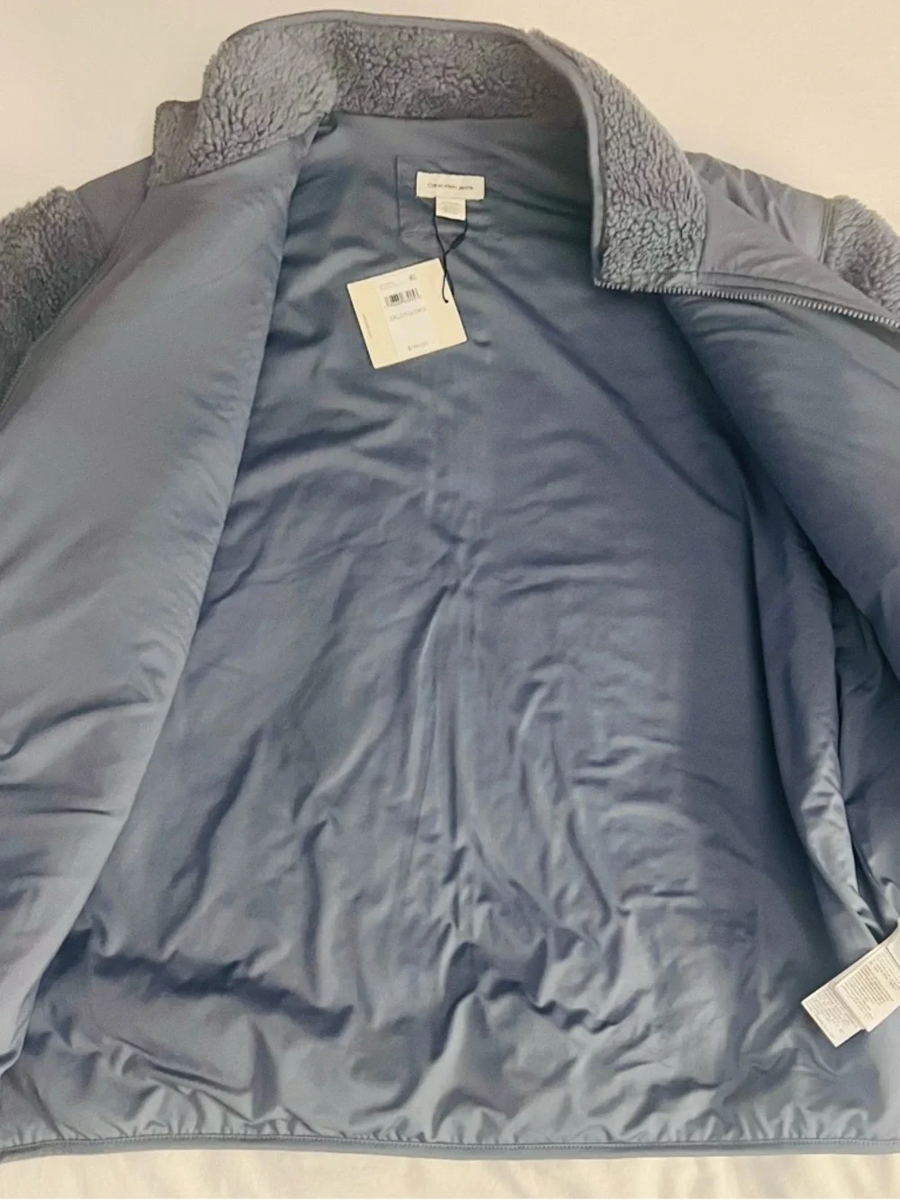 Calvin Klein Light Blue Satin-Like Interior with Care Tag - Picture 4 of 10